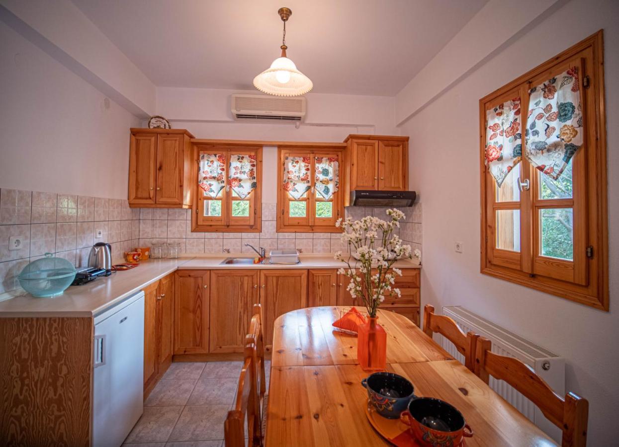 Orange House For Big Families In Damouchari - Delicious Houses المظهر الخارجي الصورة