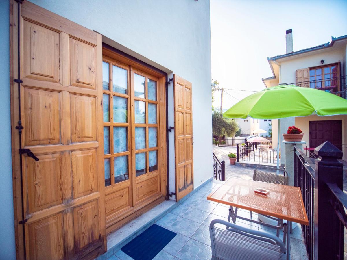 Orange House For Big Families In Damouchari - Delicious Houses المظهر الخارجي الصورة
