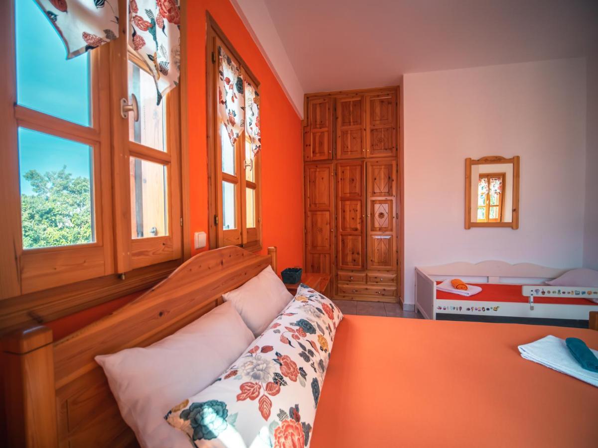 Orange House For Big Families In Damouchari - Delicious Houses المظهر الخارجي الصورة