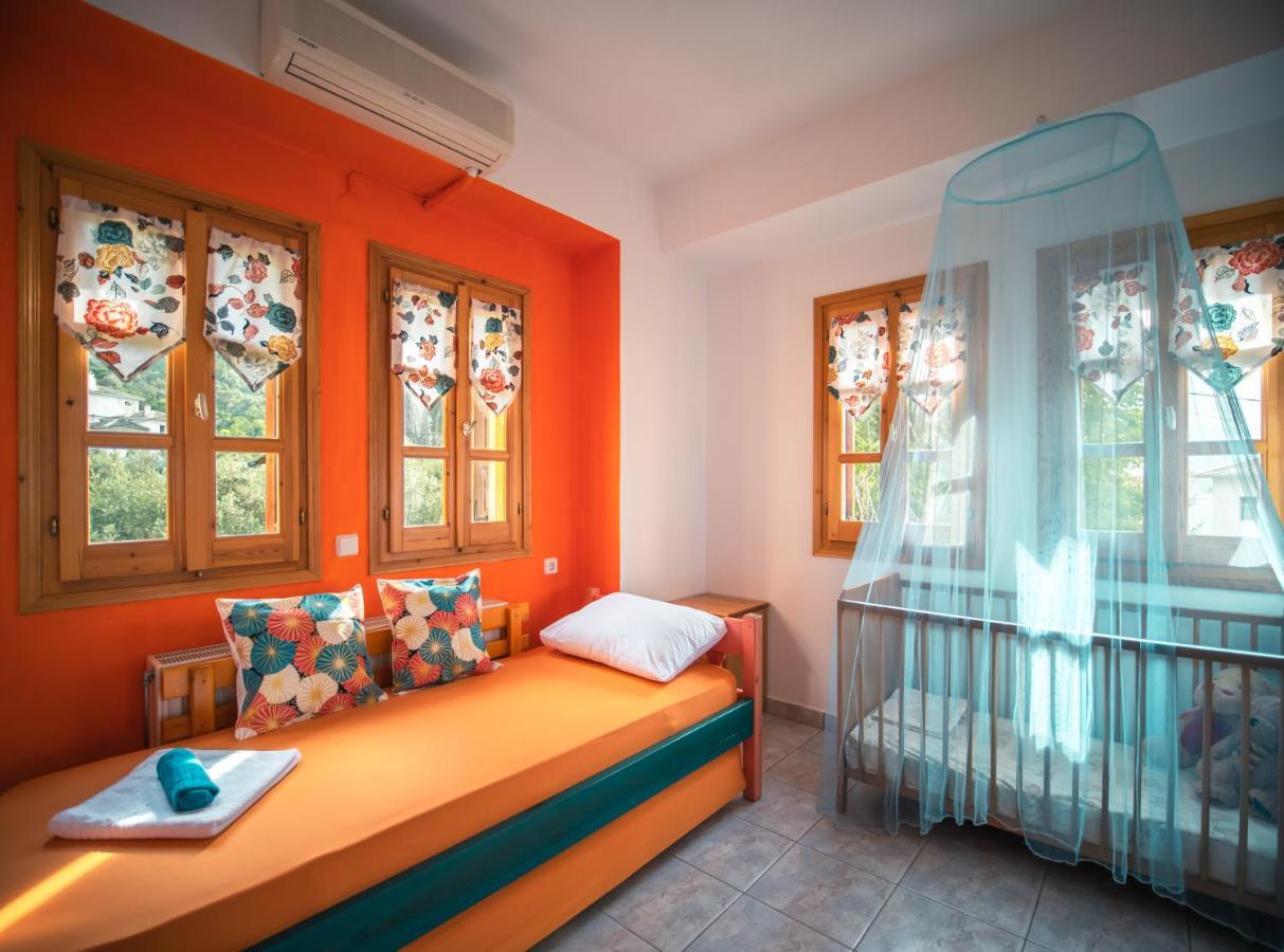 Orange House For Big Families In Damouchari - Delicious Houses المظهر الخارجي الصورة