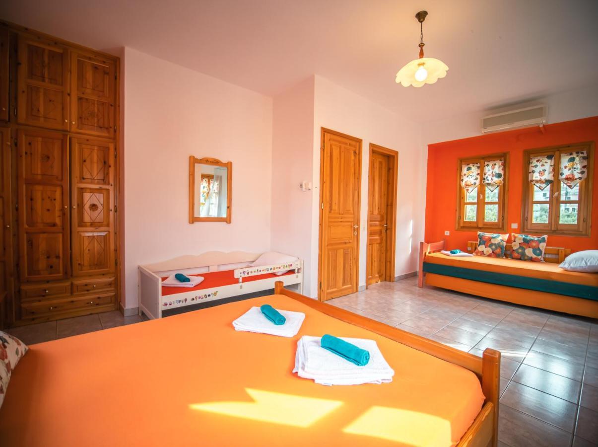 Orange House For Big Families In Damouchari - Delicious Houses المظهر الخارجي الصورة