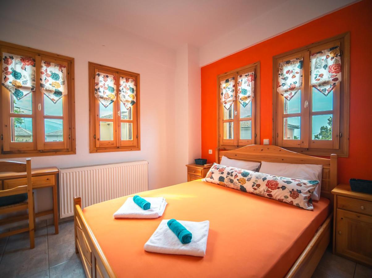 Orange House For Big Families In Damouchari - Delicious Houses المظهر الخارجي الصورة